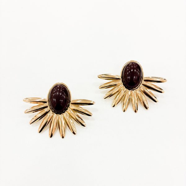 Yarım çiçek küpe